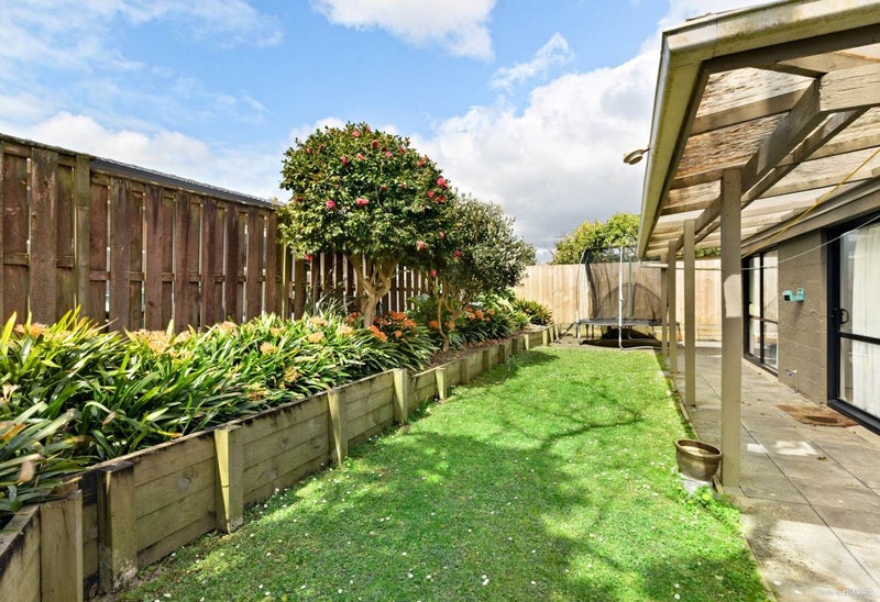 2/84 Prince Regent Drive, Half Moon Bay, Auckland - Carousel 8