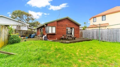196A Shirley Road, Papatoetoe, Auckland - Carousel 1