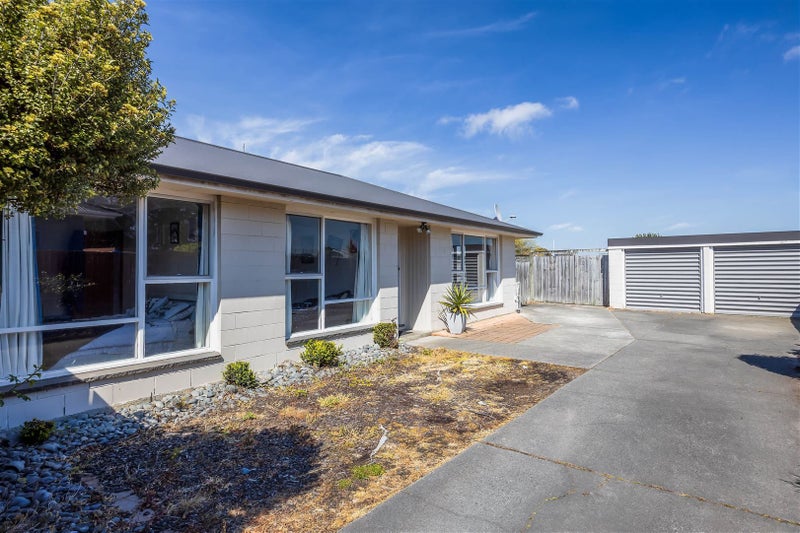 1/31 Lamorna Road, Parklands, Christchurch - Carousel 1