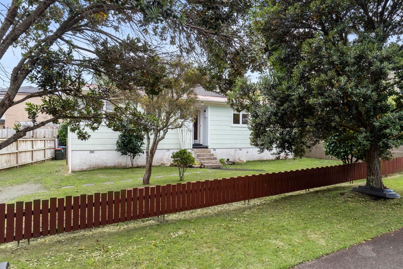 1A Laud Avenue, Ellerslie, Auckland - Carousel 1