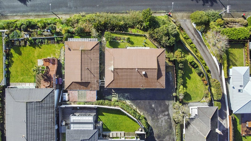 1D Rossiter Crescent, Lynmouth, New Plymouth - Carousel 27