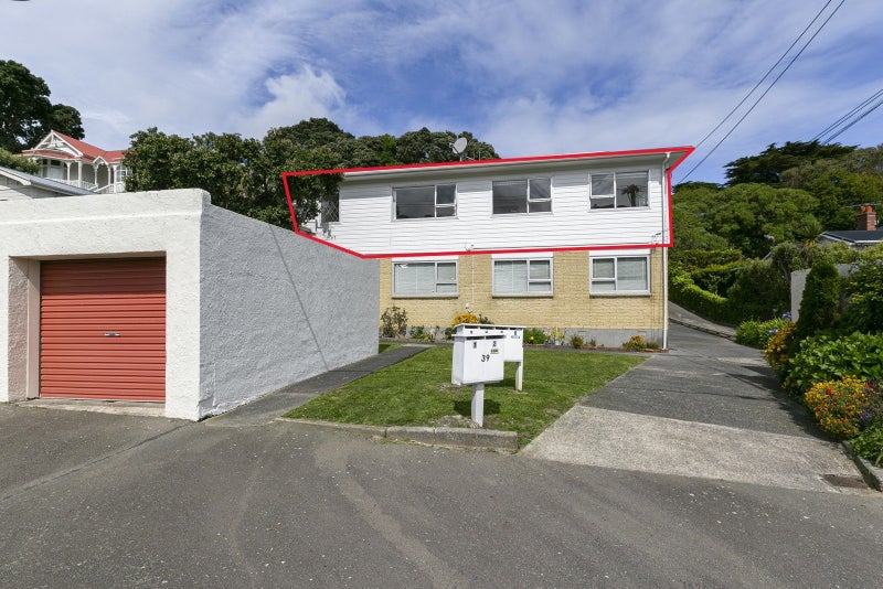 2/39 Waipapa Road, Hataitai, Wellington - Carousel 1