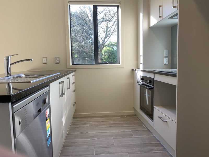 35/3 Burton Street, Grafton, Auckland - Carousel 1