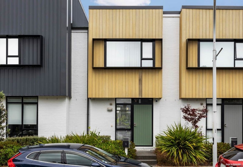 36 Tahuhu Road, Mount Wellington, Auckland - Carousel 1