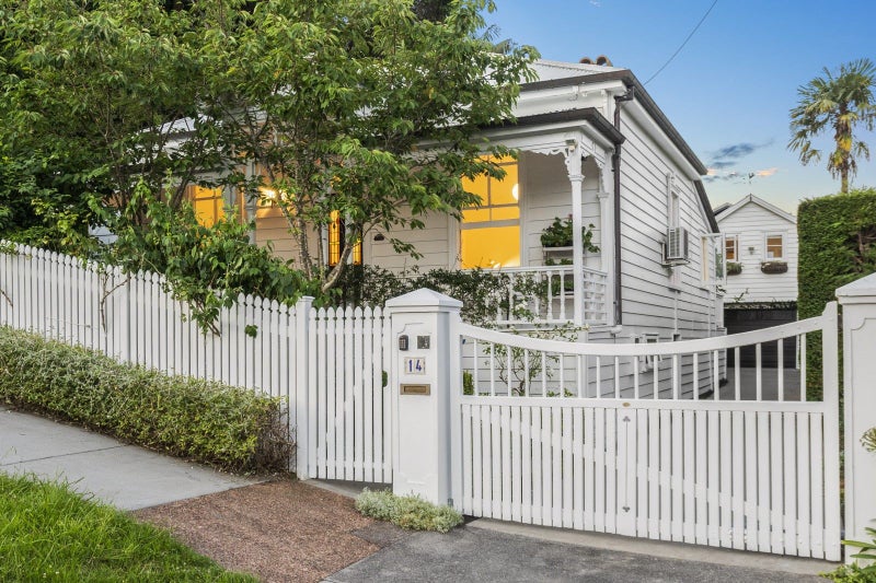 14 Beaconsfield Street, Devonport, Auckland - Carousel 1