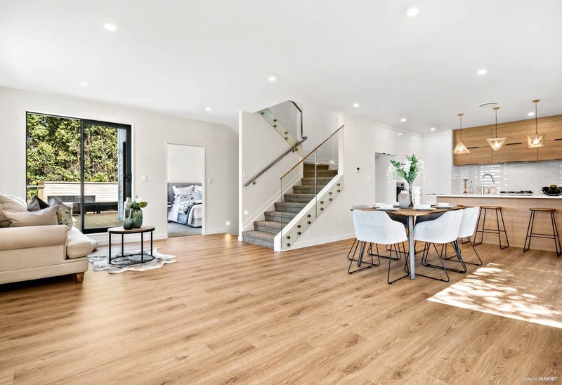 37A Regency Place, Sunnynook, Auckland - Carousel 2