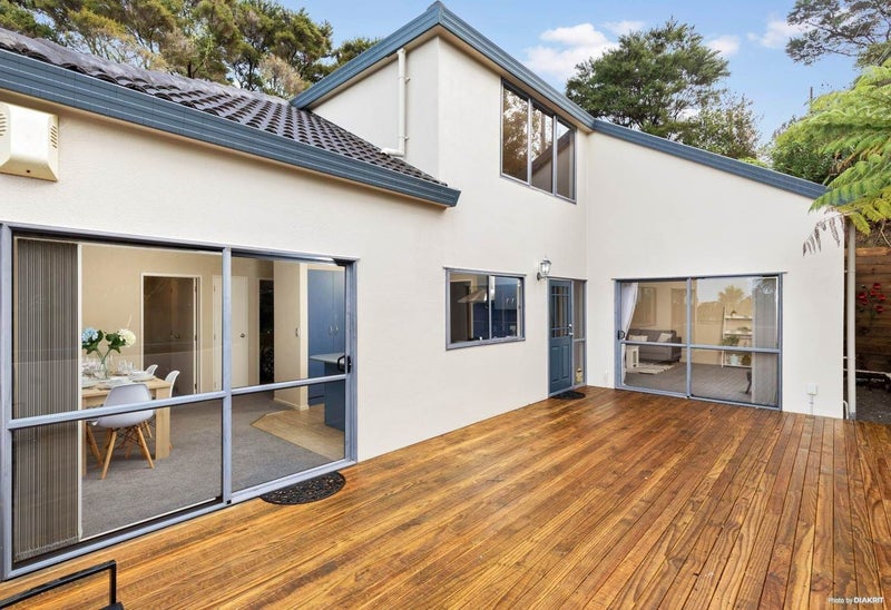 3/310 Glenvar Road, Torbay, Auckland - Carousel 2