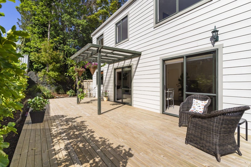 1/66 Seaview Road, Glenfield, Auckland - Carousel 1