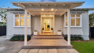 11A Wright Road, Point Chevalier, Auckland - Carousel 1