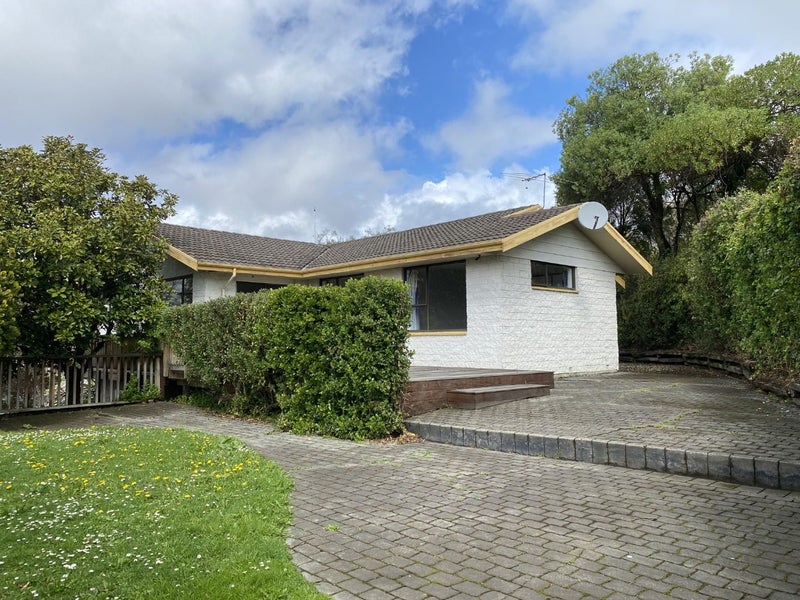 38 Penruddock Rise, Westmorland, Christchurch - Carousel 19