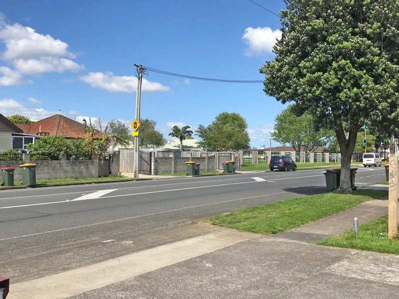 3/91 Puhinui Road, Papatoetoe, Auckland - Carousel 13