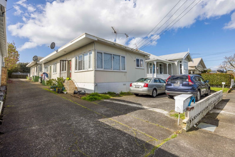 10B Croydon Road, New Lynn, Auckland - Carousel 2