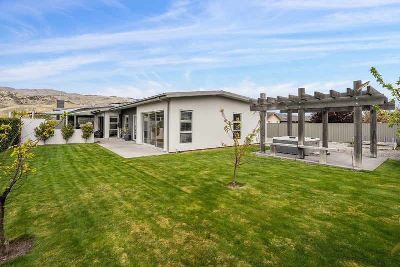 15 De Bettencor Place, Mount Pisa - Carousel 2