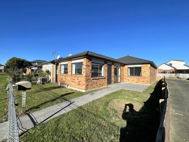 7 Harriet Street, Favona, Auckland - Carousel 1