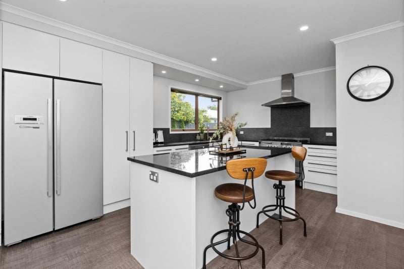 35 Wynyard Crescent, Tamatea, Napier - Carousel 1