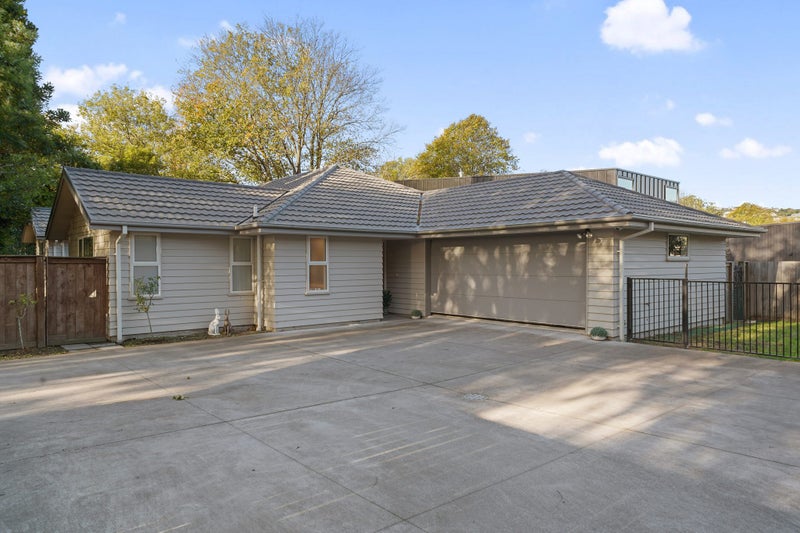 15 Thorrington Road, Cashmere, Christchurch - Carousel 2