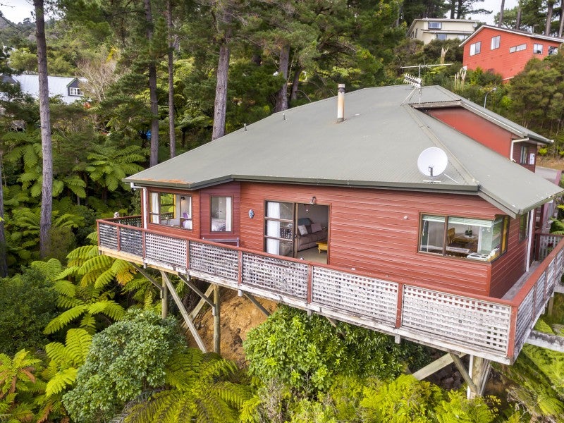 41 Dalton Grove, Stokes Valley, Lower Hutt - Carousel 2
