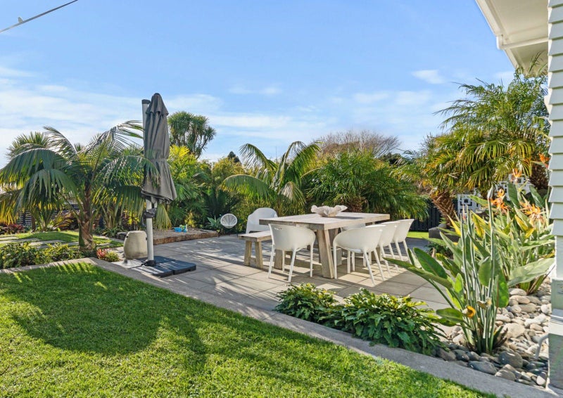 37 Mcfarlane Street, Oakura, Oakura - Carousel 2