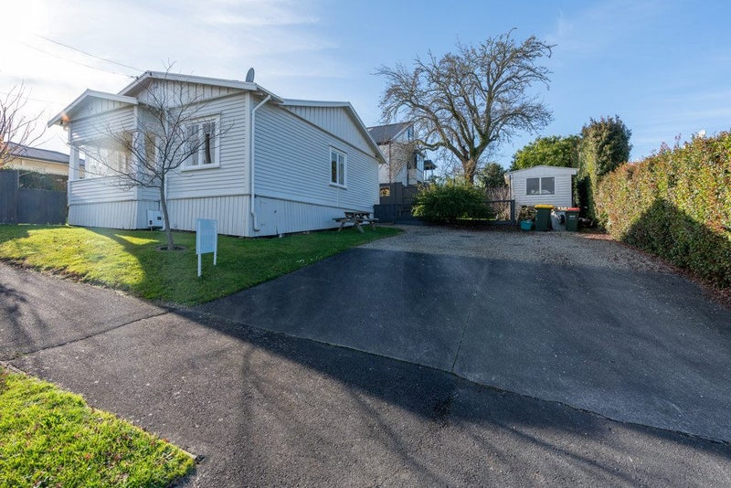 113 Queens Avenue, Frankton, Hamilton - Carousel 24