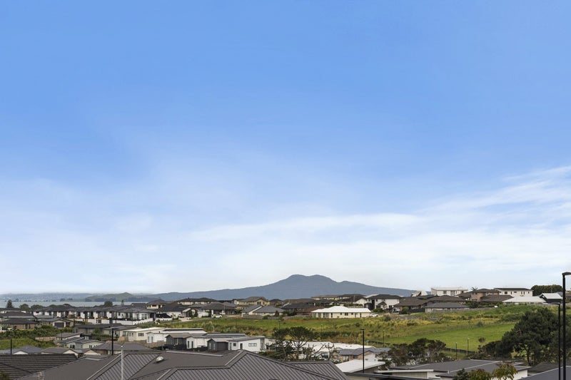 8 Karo Road, Beachlands, Auckland - Carousel 2
