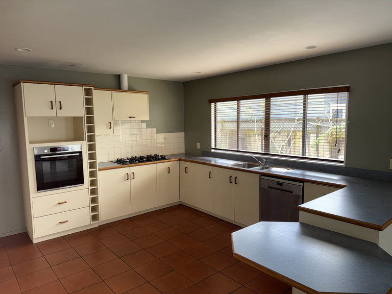 82 Harrowfield Drive, Harrowfield, Hamilton - Carousel 16