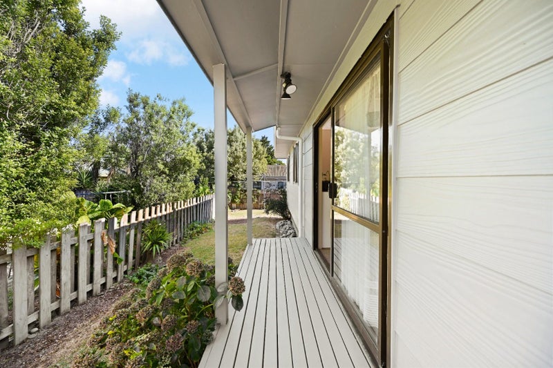 18A Lloyd Drive, Nawton, Hamilton - Carousel 11