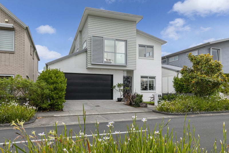 19 Harakeke Road, Hobsonville, Auckland - Carousel 2