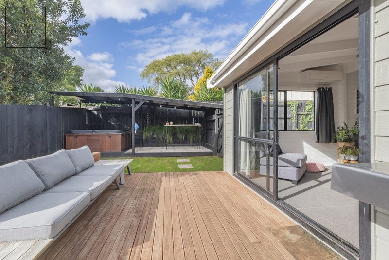 2/12 Red Hill Road, Red Hill, Papakura - Carousel 1