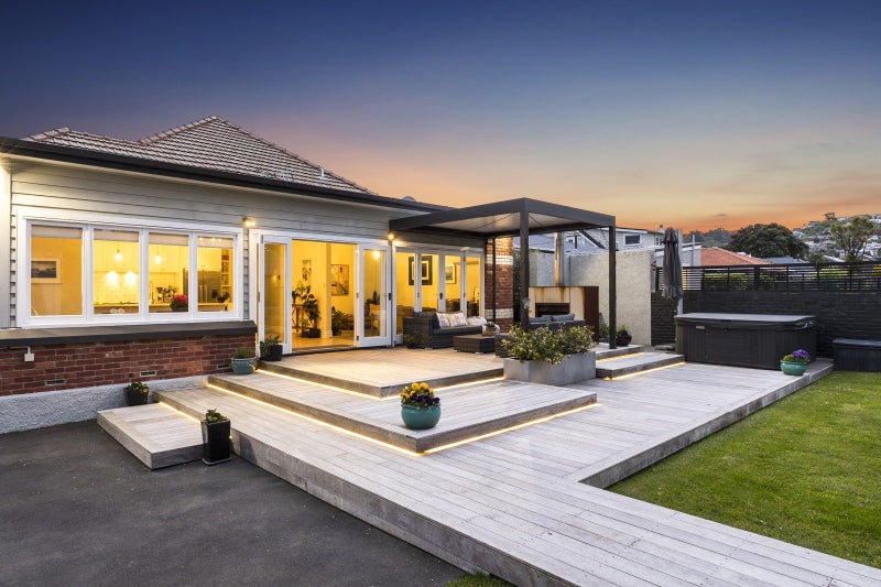 69 Albert Street, Saint Clair, Dunedin - Carousel 1