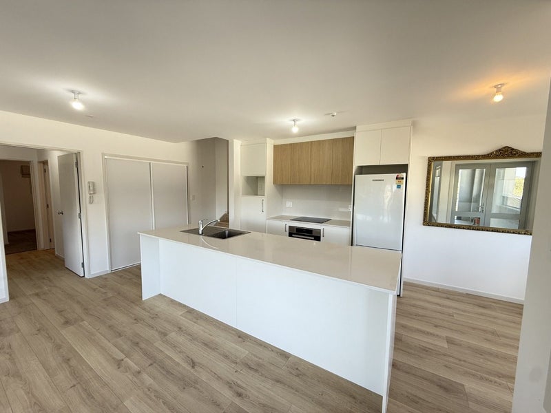 16/270 Onewa Road, Birkenhead, Auckland - Carousel 2