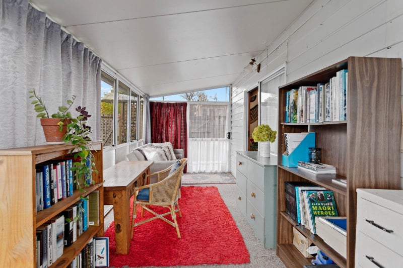 2/14 Pīhanga Street, Taupō - Carousel 15