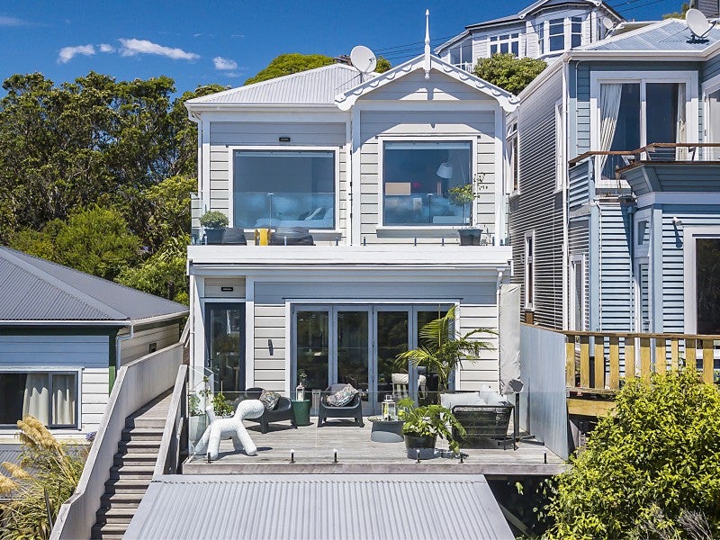 10 Dorking Road, Brooklyn, Wellington - Carousel 1