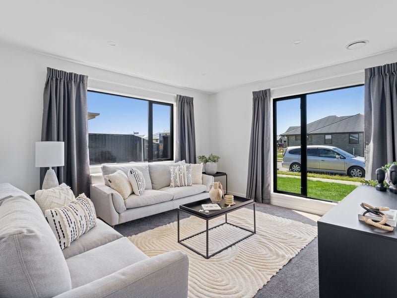 26 Harry Manship Crescent, Halswell, Christchurch - Carousel 2