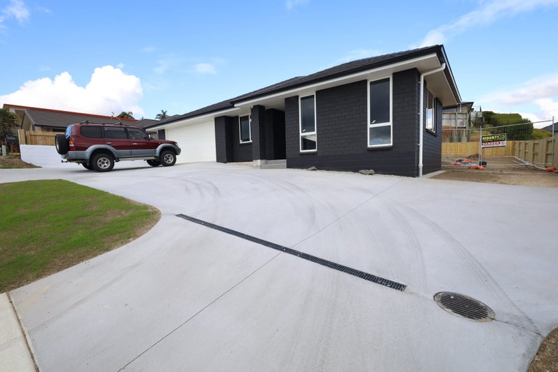 266 Cheyne Road, Pyes Pa, Tauranga - Carousel 1