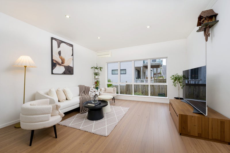 5A Peter Mulgrew Street, New Windsor, Auckland - Carousel 2