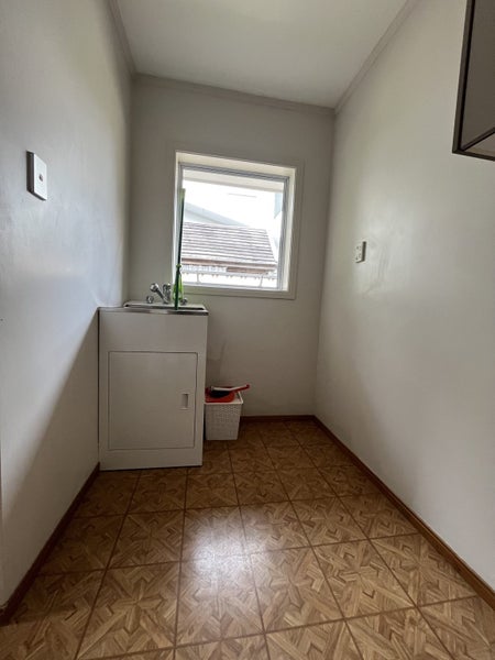 12 Magnolia Avenue, Opaheke, Papakura - Carousel 17