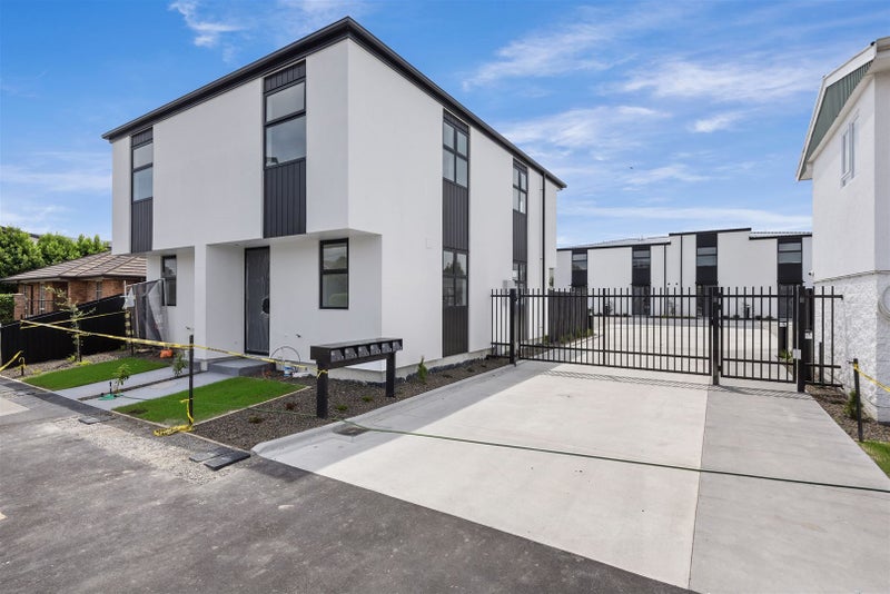 2/611 Cashel Street, Linwood, Christchurch - Carousel 1
