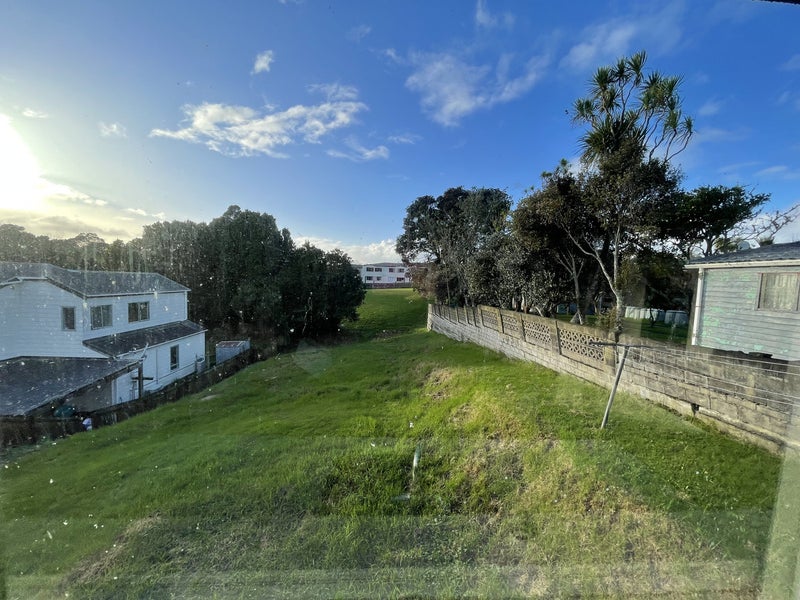 13 Cresta Avenue, Beach Haven, Auckland - Carousel 11