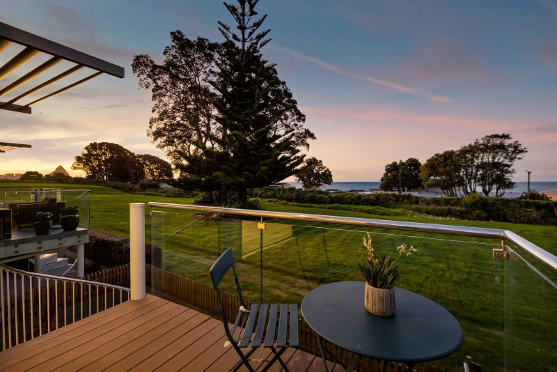 1A French Street, Moturoa, New Plymouth - Carousel 1