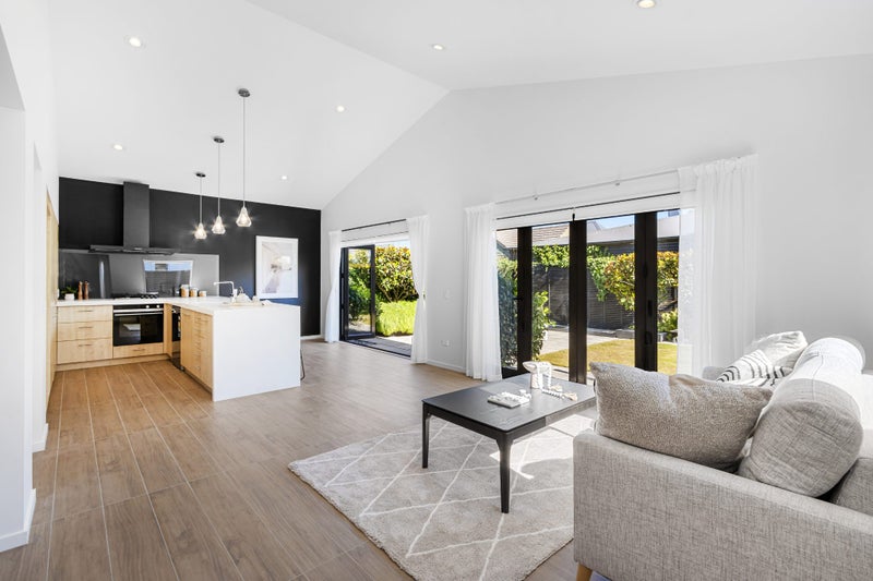 83 St James Avenue, Papanui, Christchurch - Carousel 2