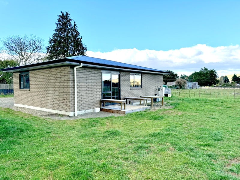 32 Station Road, Makotuku, Dannevirke - Carousel 1