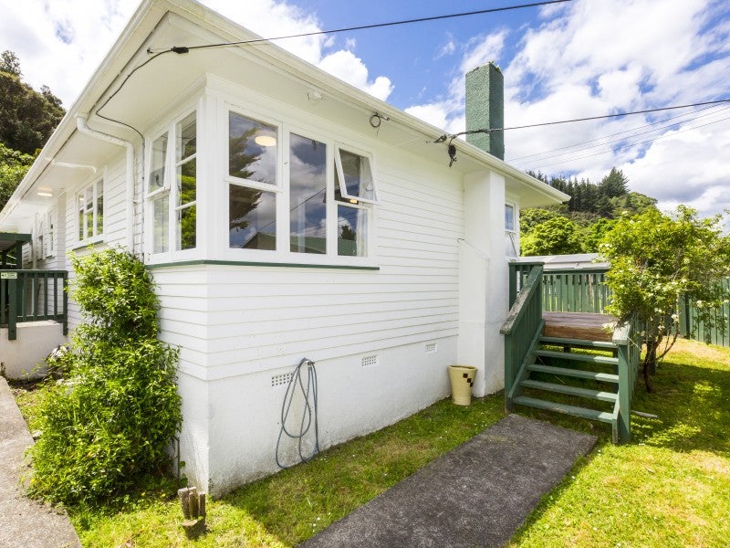 47 Gillespies Road, Birchville, Upper Hutt - Carousel 2