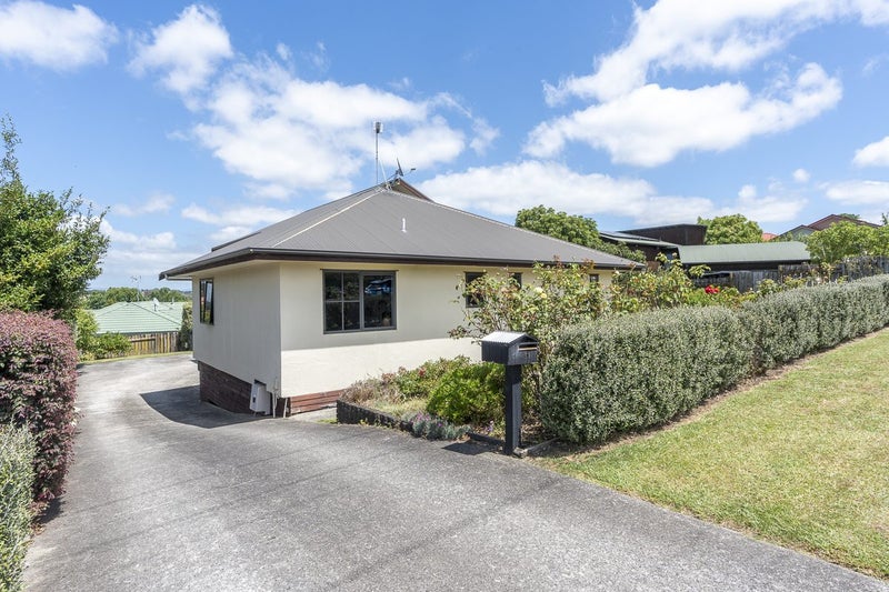 51 Brymer Road, Grandview Heights, Hamilton - Carousel 1