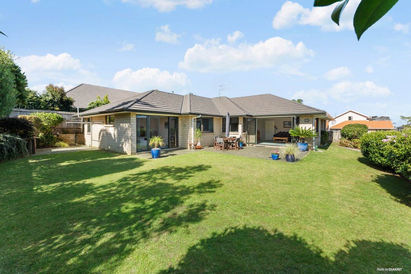 26 Manara Place, The Gardens, Auckland - Carousel 2