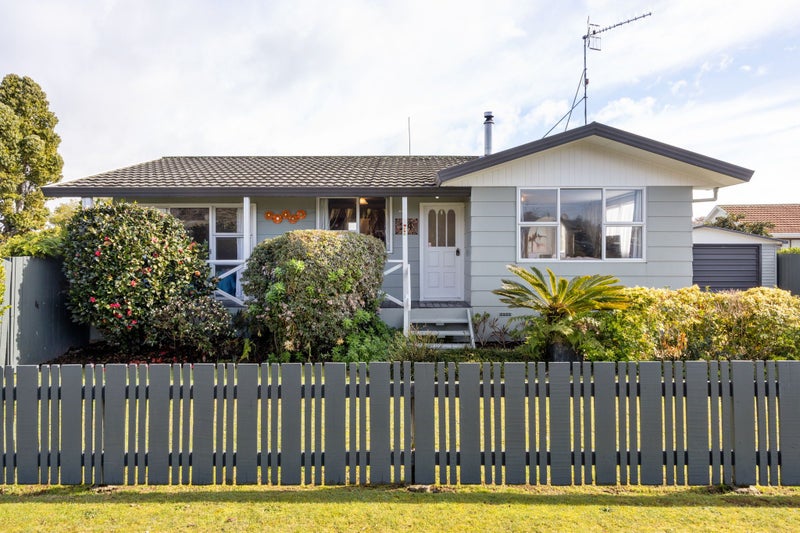 24 Blomfield Street, Nawton, Hamilton - Carousel 1