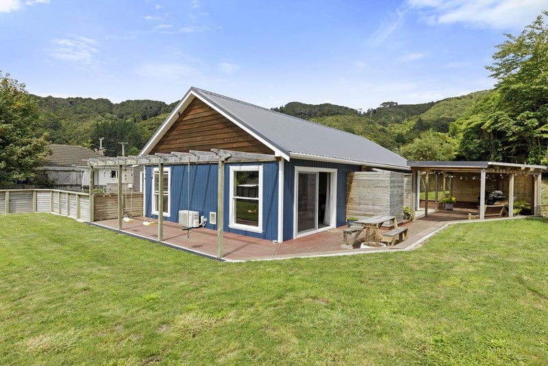 46C Lees Grove, Wainuiomata, Lower Hutt - Carousel 2