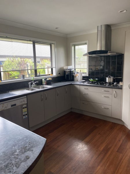 21 Hawkridge Rise, Huntington, Hamilton - Carousel 2