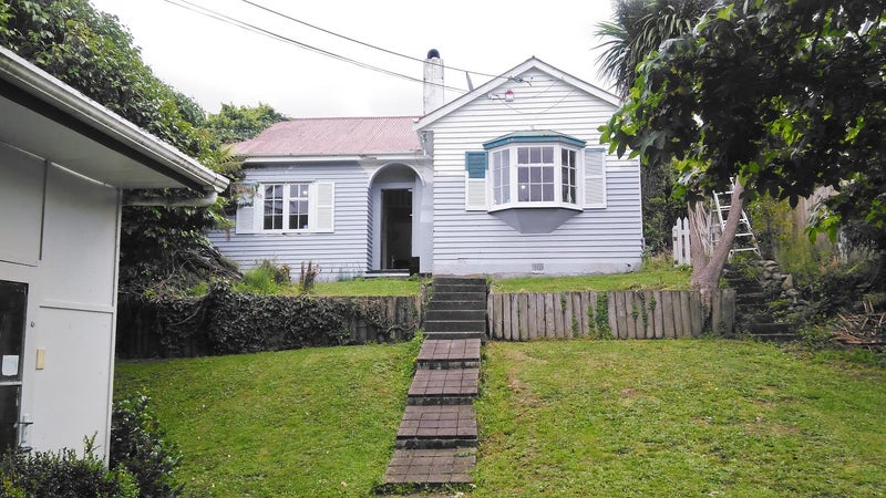 18 Hathaway Avenue, Karori, Wellington - Carousel 1