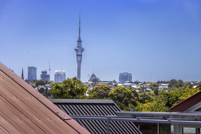 32A Livingstone Street, Westmere, Auckland - Carousel 2