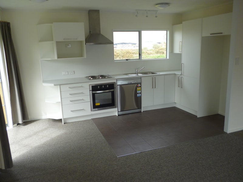 41 Gilbass Avenue, Hamilton Lake, Hamilton - Carousel 2